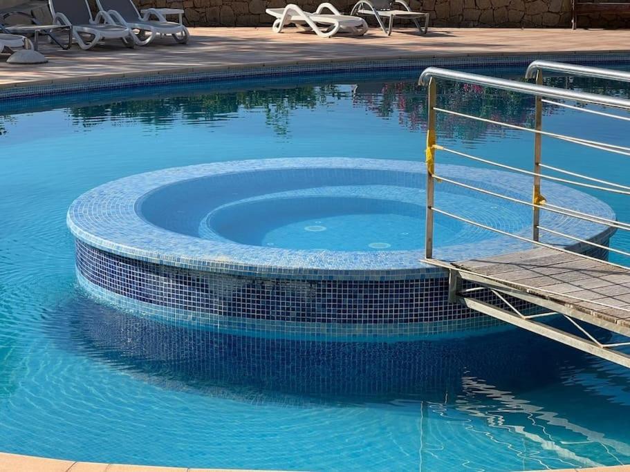 Bel App T2 En Bord De Mer Vue Sanquinaires Piscine Ajaccio  Kültér fotó