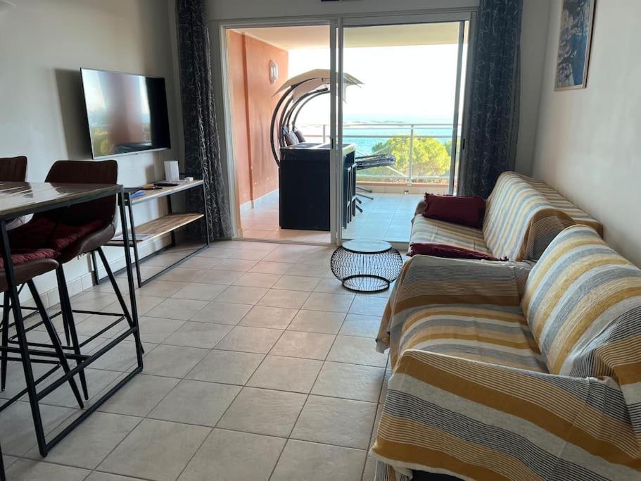 Bel App T2 En Bord De Mer Vue Sanquinaires Piscine Ajaccio  Kültér fotó